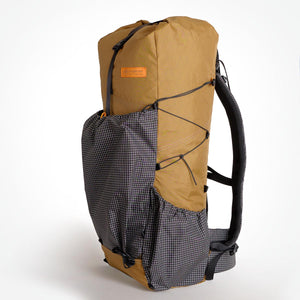 Backpack side panel compression with LineLoc 3 and cord. Angled side pocket for easy access.
